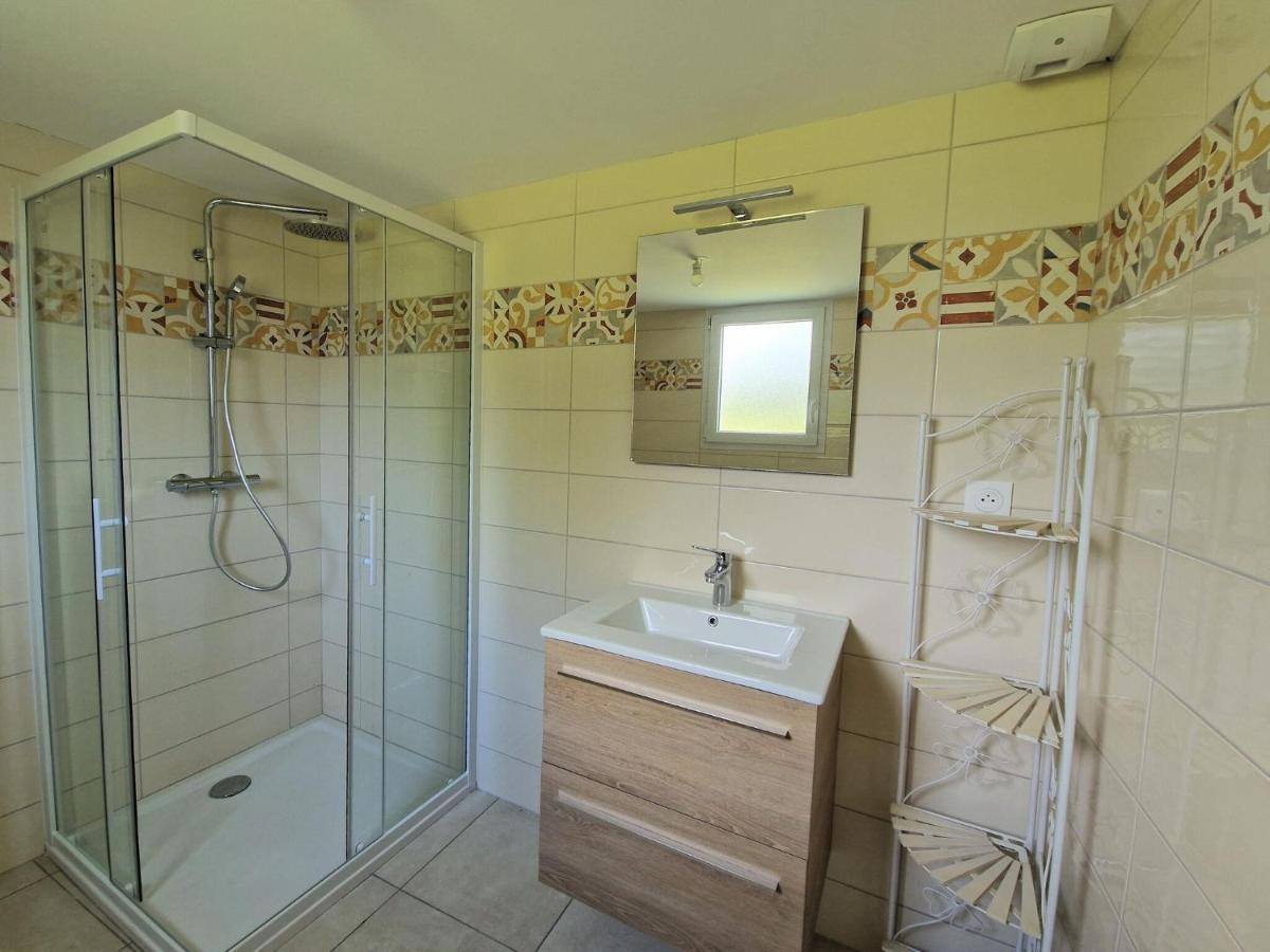 Holiday Home In The Countryside Near The Beach Guerlesquin Bagian luar foto